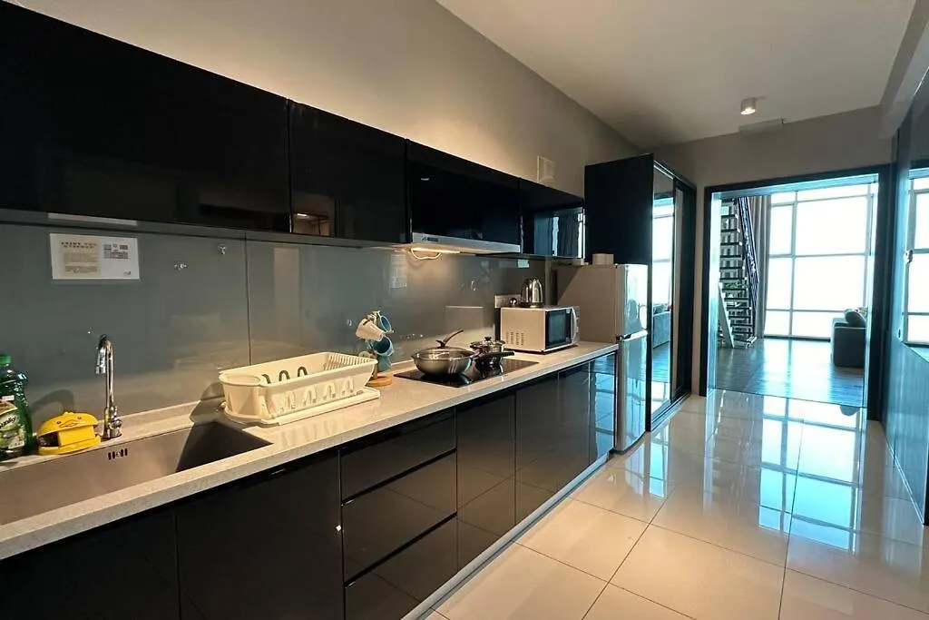 Seaview Seafront Duplex In Town With Wifi & Full Kitchen 83A Apartment George Town Malaysia