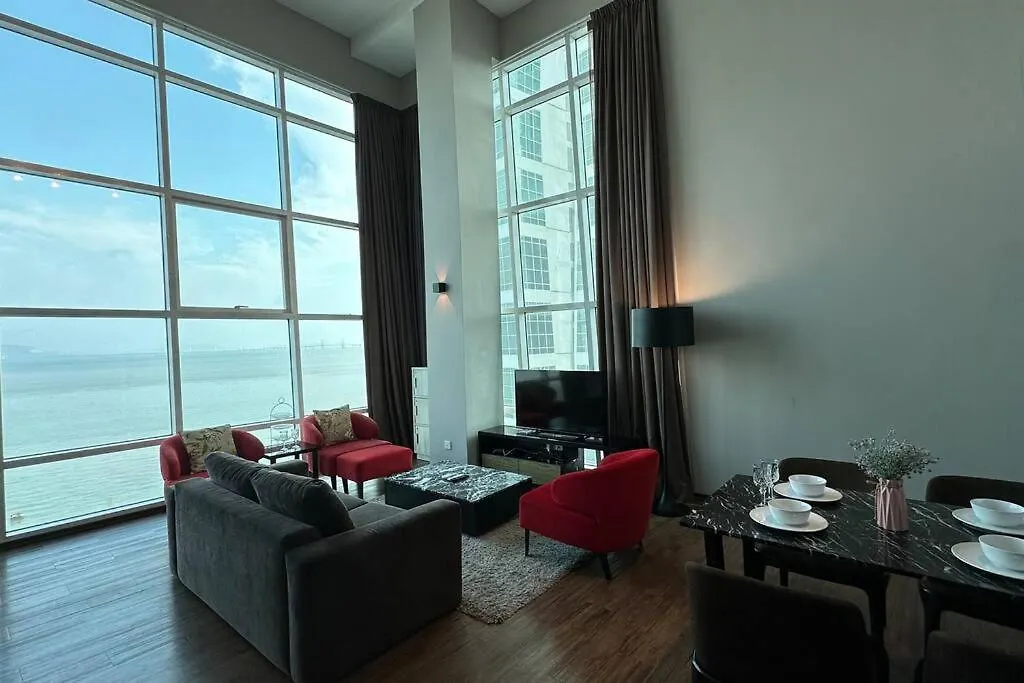 Seaview Seafront Duplex In Town With Wifi & Full Kitchen 83A Apartment George Town