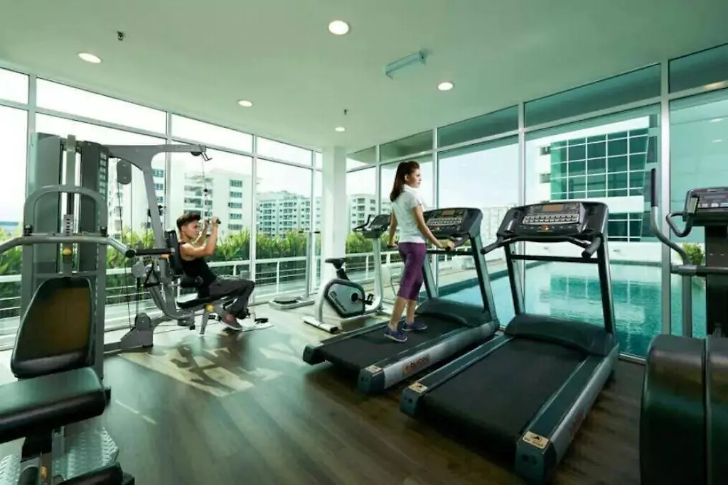 Seaview Seafront Duplex In Town With Wifi & Full Kitchen 83A Apartment George Town Malaysia